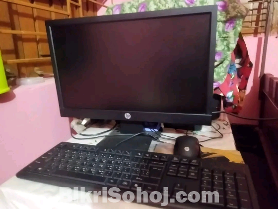 Pc+Monitor  + Ups+ Speaker